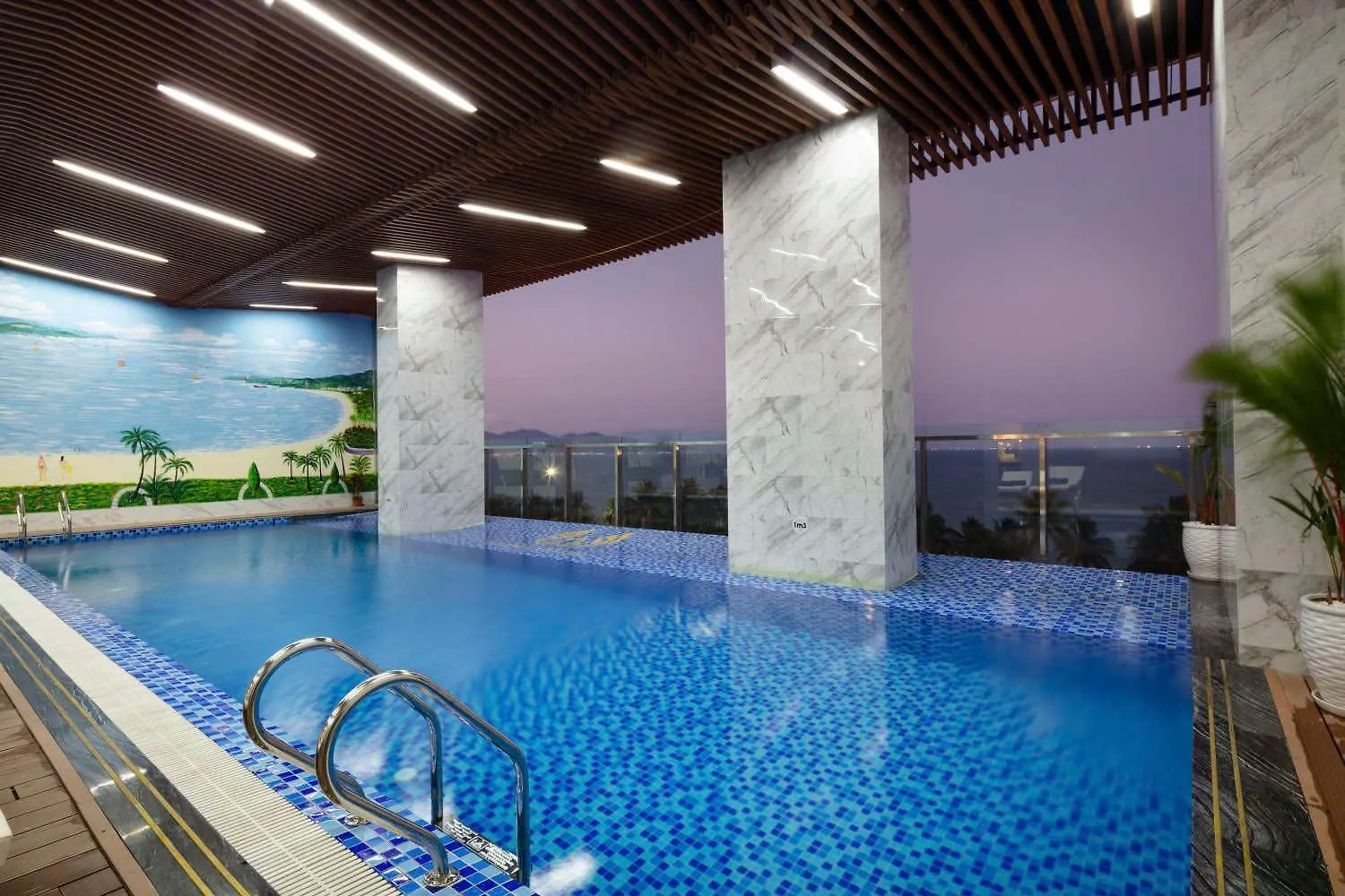Vesna Hotel נה טראנג 5*,