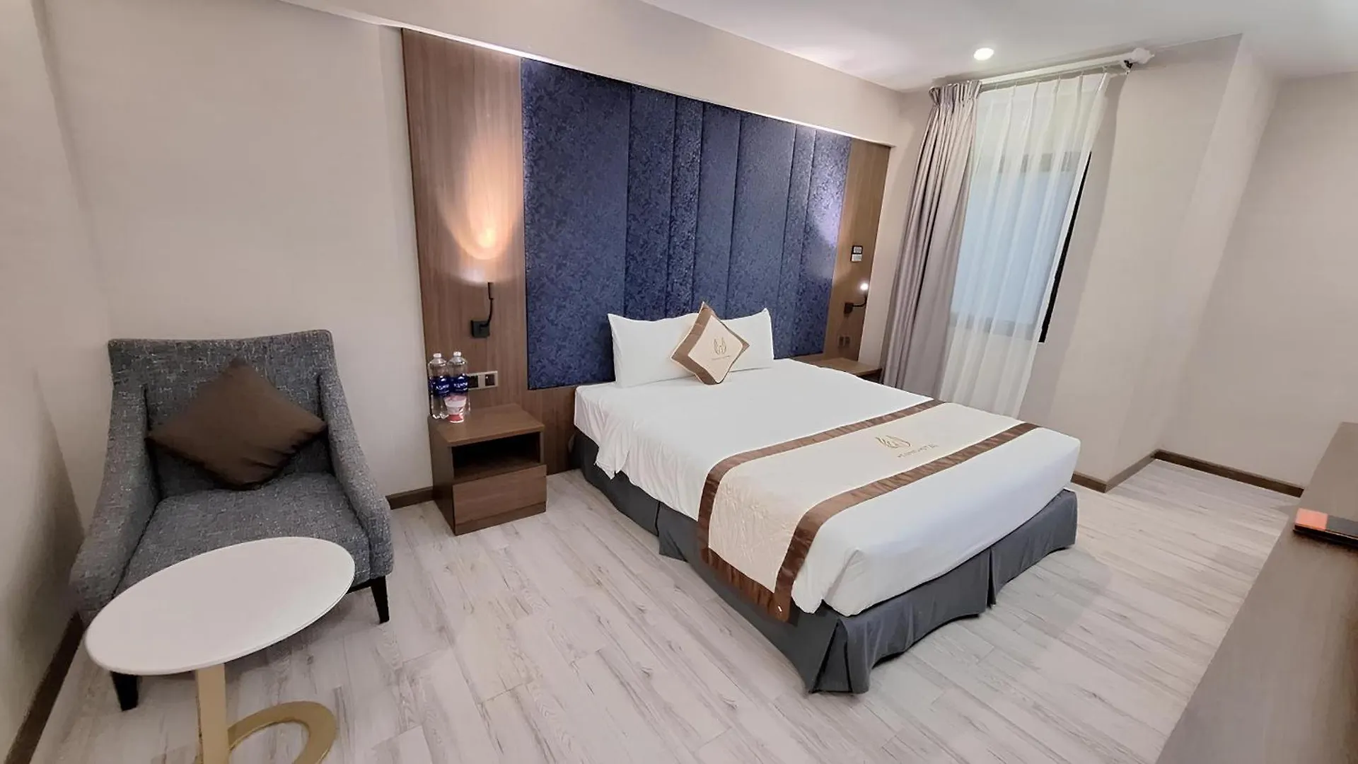 Vesna Hotel Nha Trang 5*,